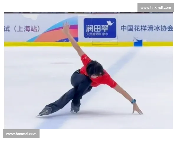 花滑小明：壁上观的三百六十日冰上诗