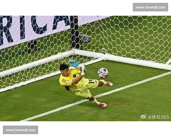 门神对决！世俱杯揭幕战梅西哑火，乌斯塔里扑点 + 谢纳维神扑献零封